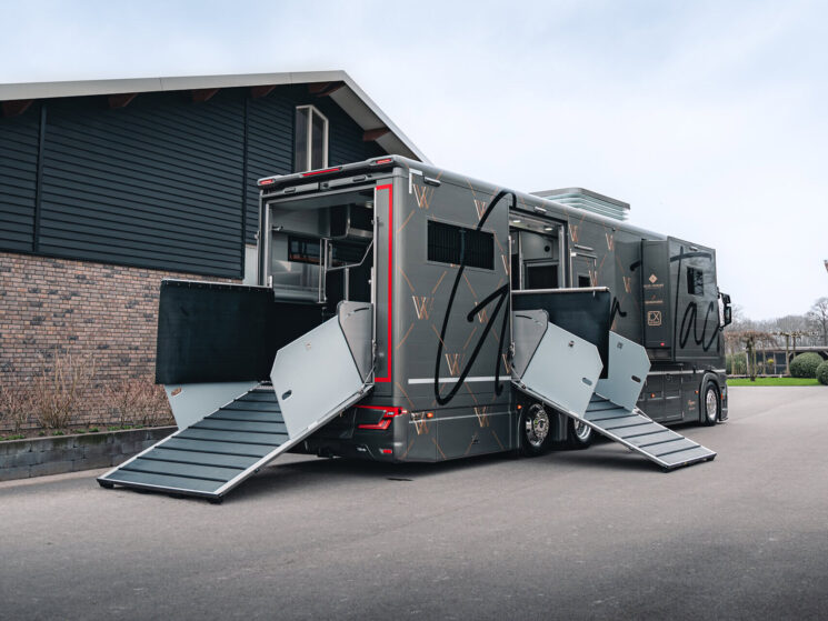 Roelofsen Horsetrucks Rr7 Printl V2 Floes Content Marketing 16 Scaled Aspect Ratio 4 3