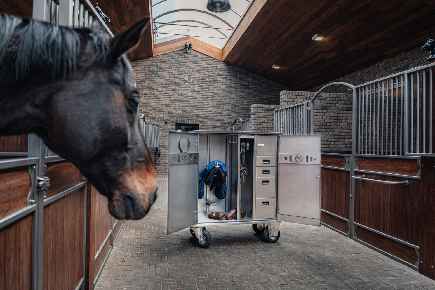 Roelofsen Horsetrucks Zadelkast Floescm 14 Scaled 1