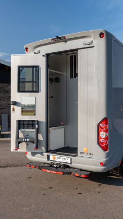 Parados Man Roelofsen Horsetrucks 8