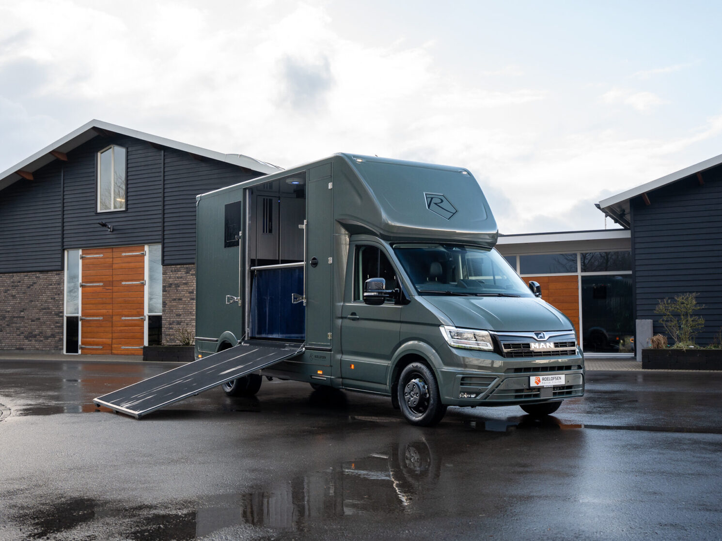 Roelofsen Horsetrucks Man 5.5ton 3 Aspect Ratio 4 3