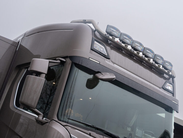 Roelofsen Horsetrucks Occasion Rv 5 Scaled Aspect Ratio 4 3 Scaled 1