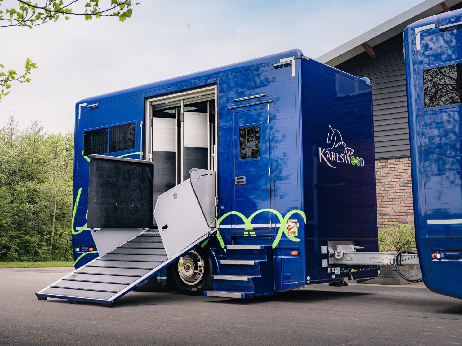 Roelofsen Horsetrucks Karlswood 300 Dpi 9 Scaled Aspect Ratio 4 3