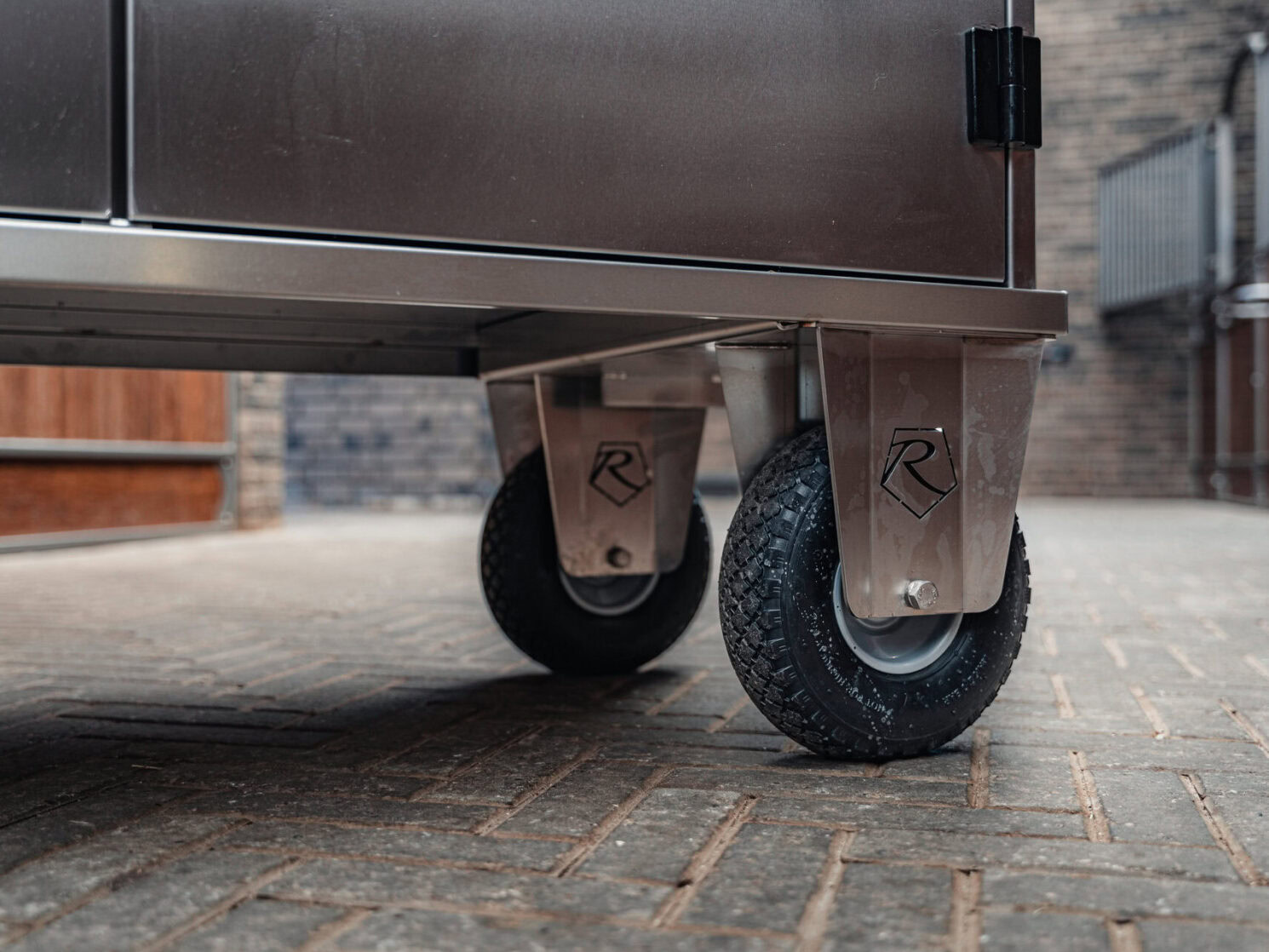 Roelofsen Horsetrucks Zadelkast Floescm 10 Scaled Aspect Ratio 4 3