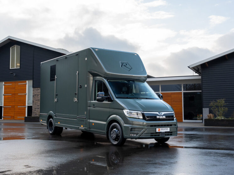 Roelofsen Horsetrucks Man 5.5ton 4 Aspect Ratio 4 3 1