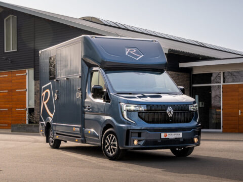 Nieuwe Renault Social 7 Van 57 E1773325626260 Aspect Ratio 4 3