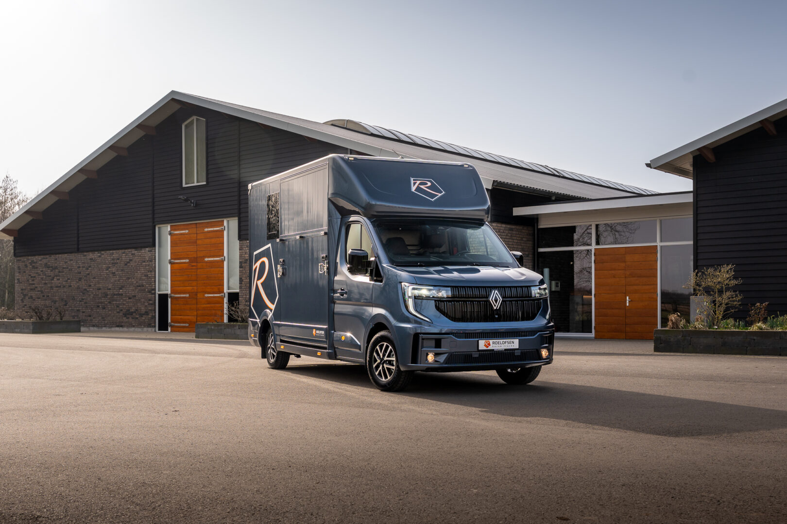 Nieuwe Renault Social (8 Van 57)