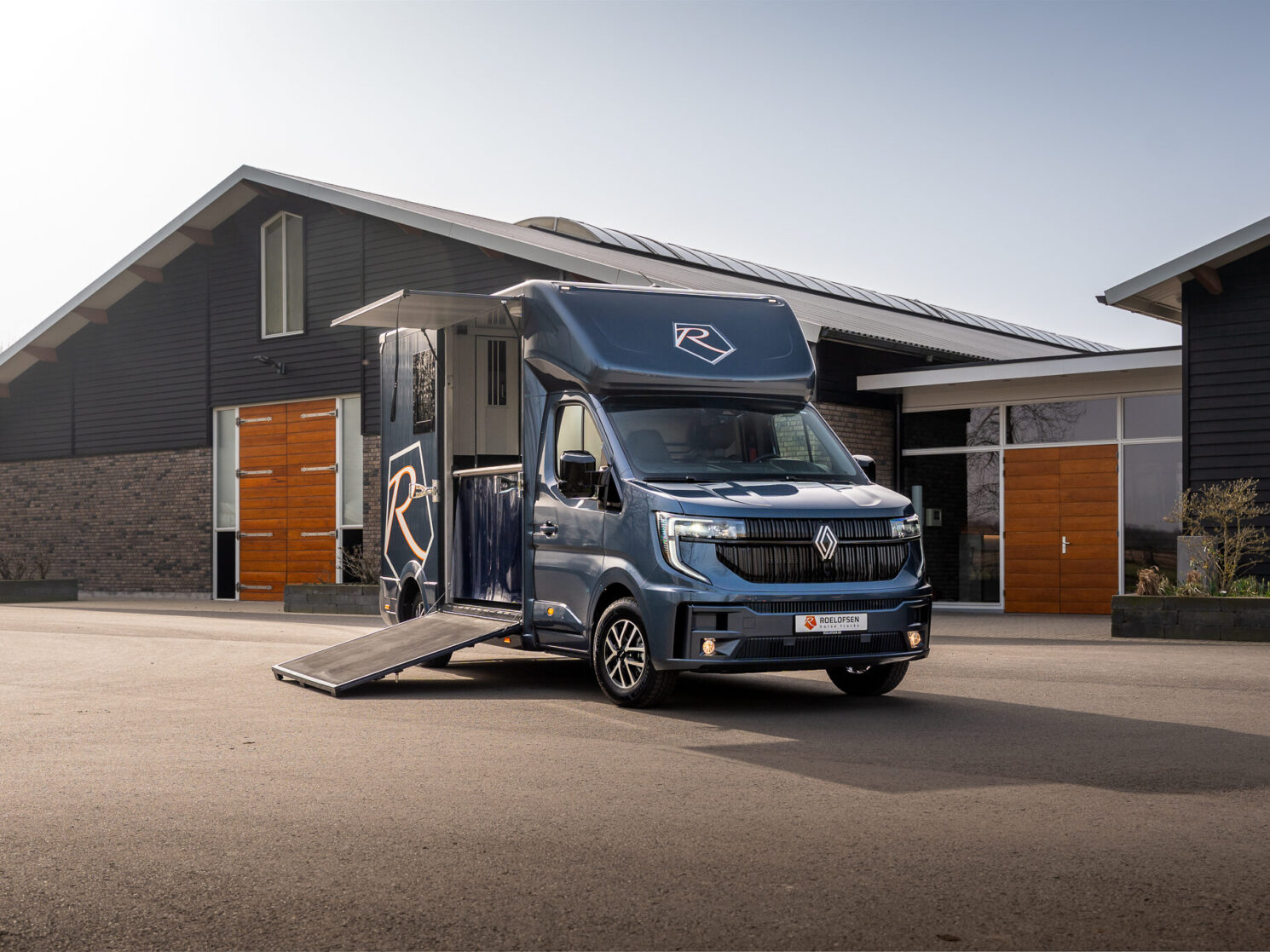 Nieuwe Renault Social 12 Van 57 Aspect Ratio 4 3