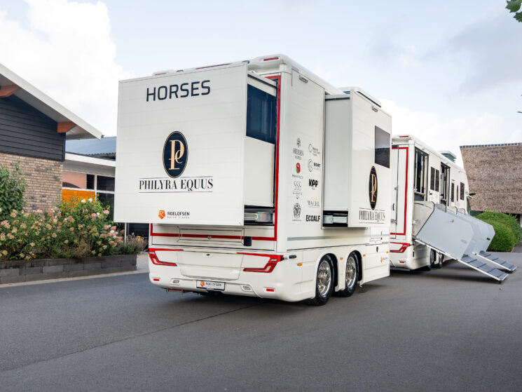 Rr3 Floescm Living Trailer 6 Scaled Aspect Ratio 4 3
