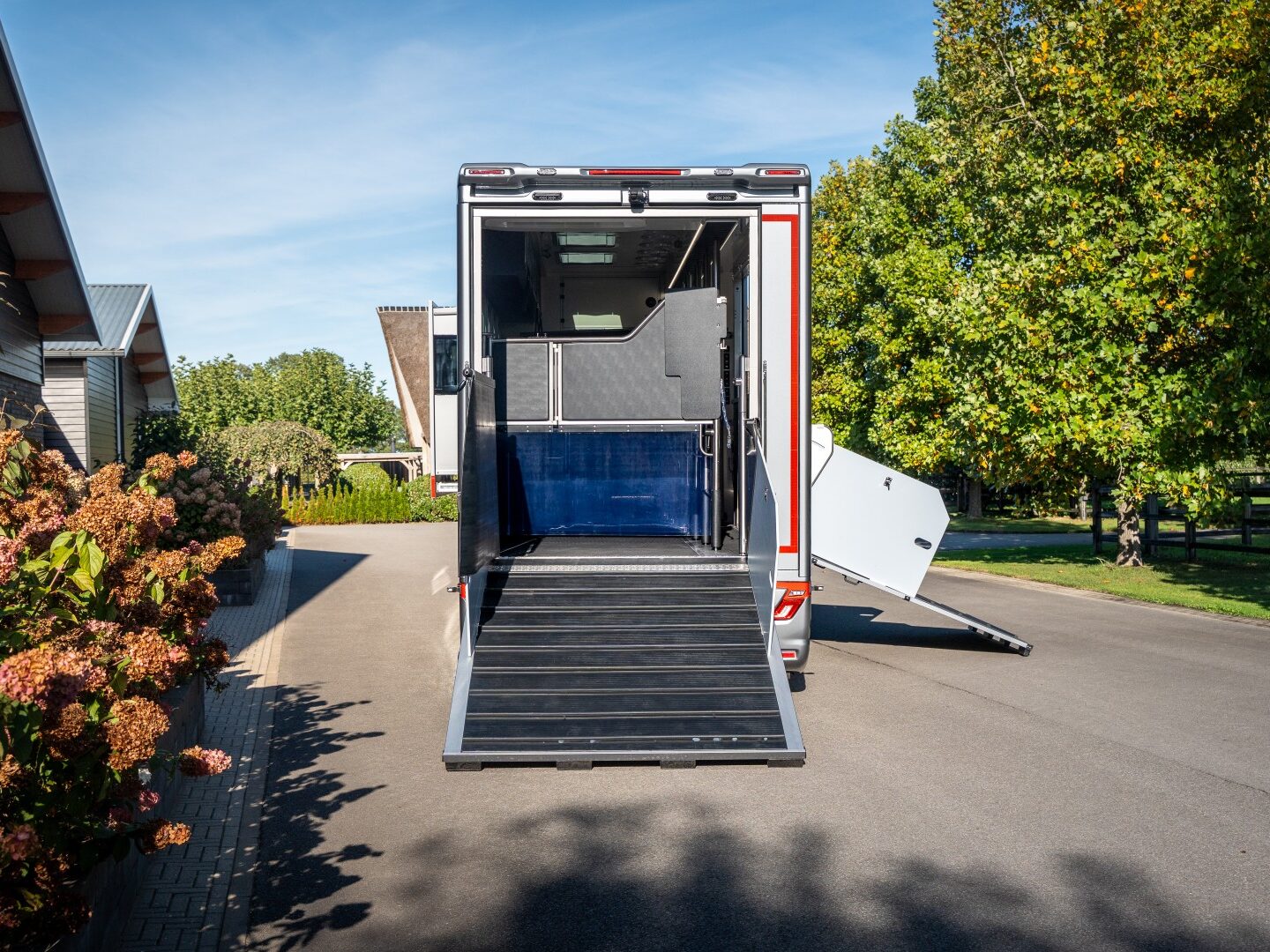 Roelofsen Horsetrucks Floes Cm N230 41 Groot Aspect Ratio 4 3