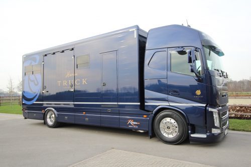 Nieuwe Roelofsen paardenauto voor Truck Equine