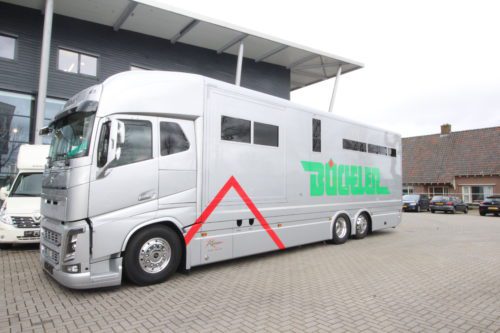 Nieuwe horse truck voor familie Bücheler