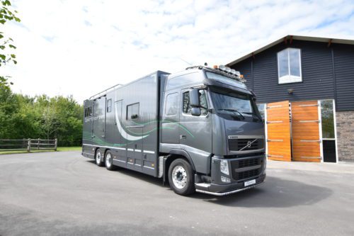 Volvo FH for 5 horses (2011)