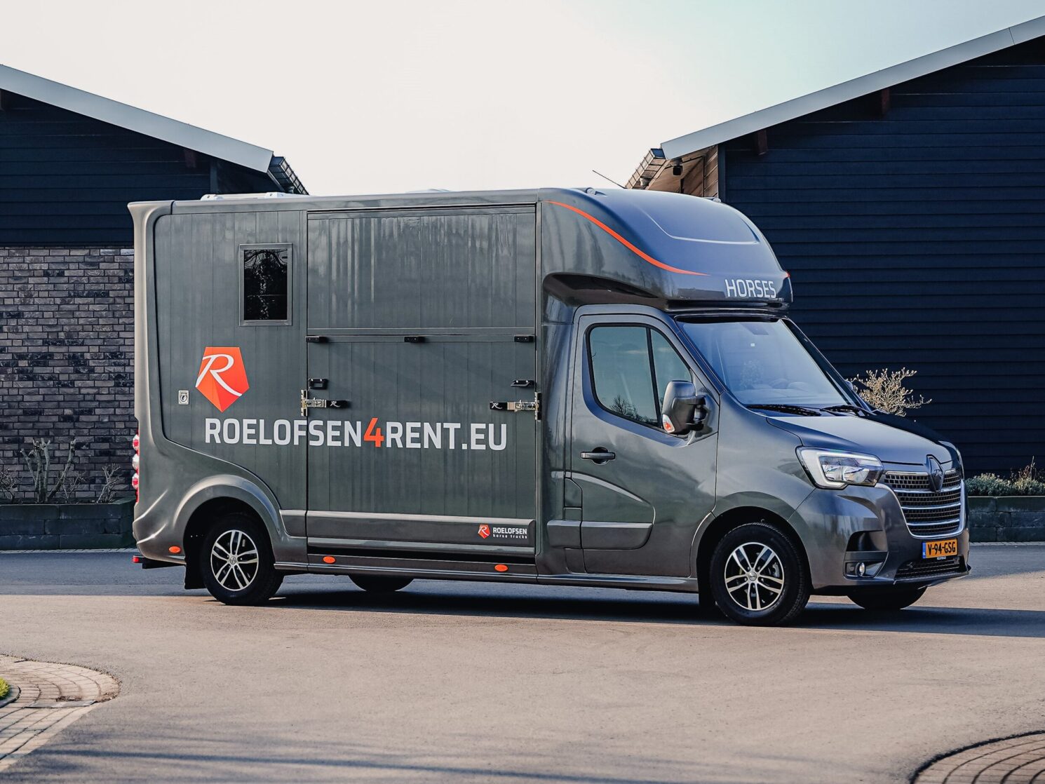 Roelofsen Horsetrucks 4rent 1 1 Aspect Ratio 4 3