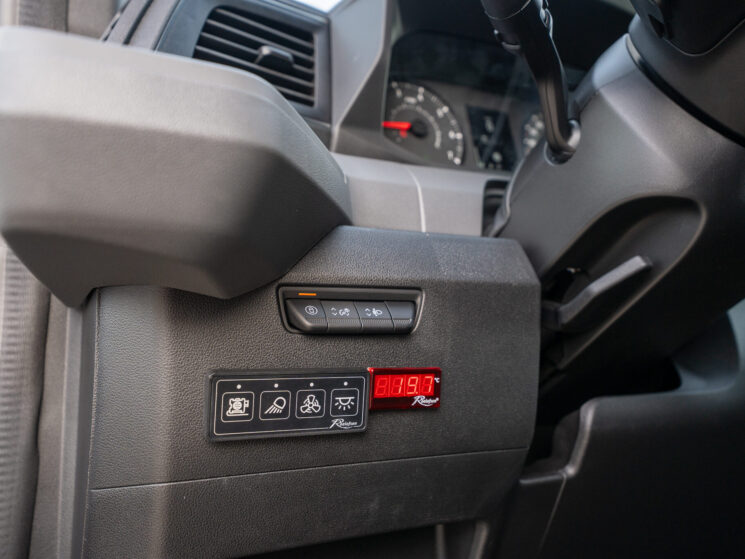 Nieuwe Renault Social 33 Van 57 Aspect Ratio 4 3