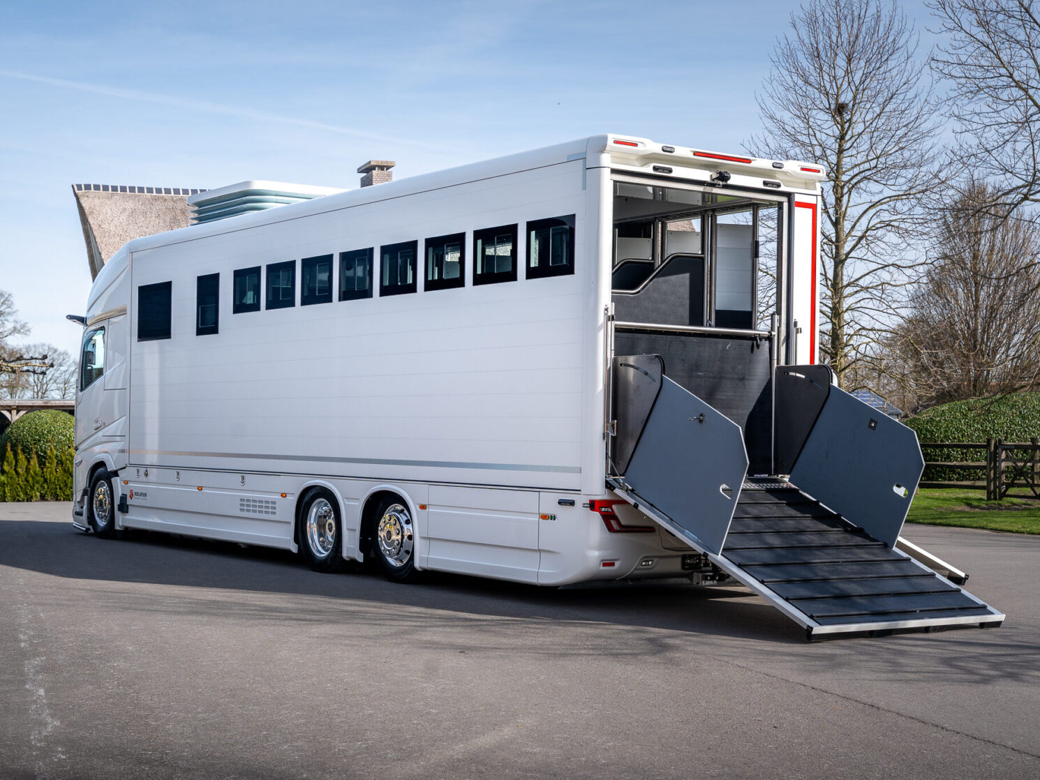Roelofsen Horsetrucks Rr3 14 Aspect Ratio 4 3