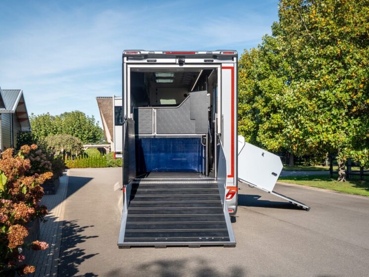 Roelofsen Horsetrucks Floes Cm N230 41 Groot Aspect Ratio 4 3